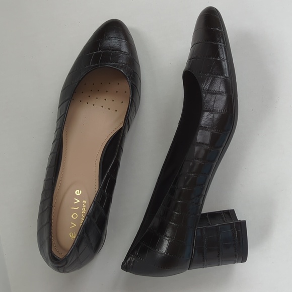 Easy Spirit Evolve Robin Crocodile Print Chunky Block Pump 10M Black - Picture 1 of 16